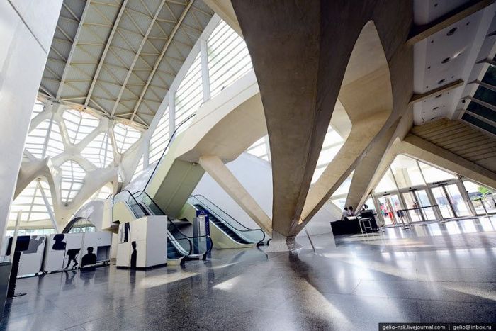 Музей современного искусства и науки в Валенсии